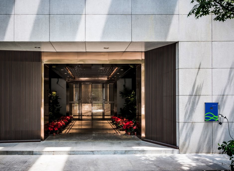 Wallbox am Hoteleingang