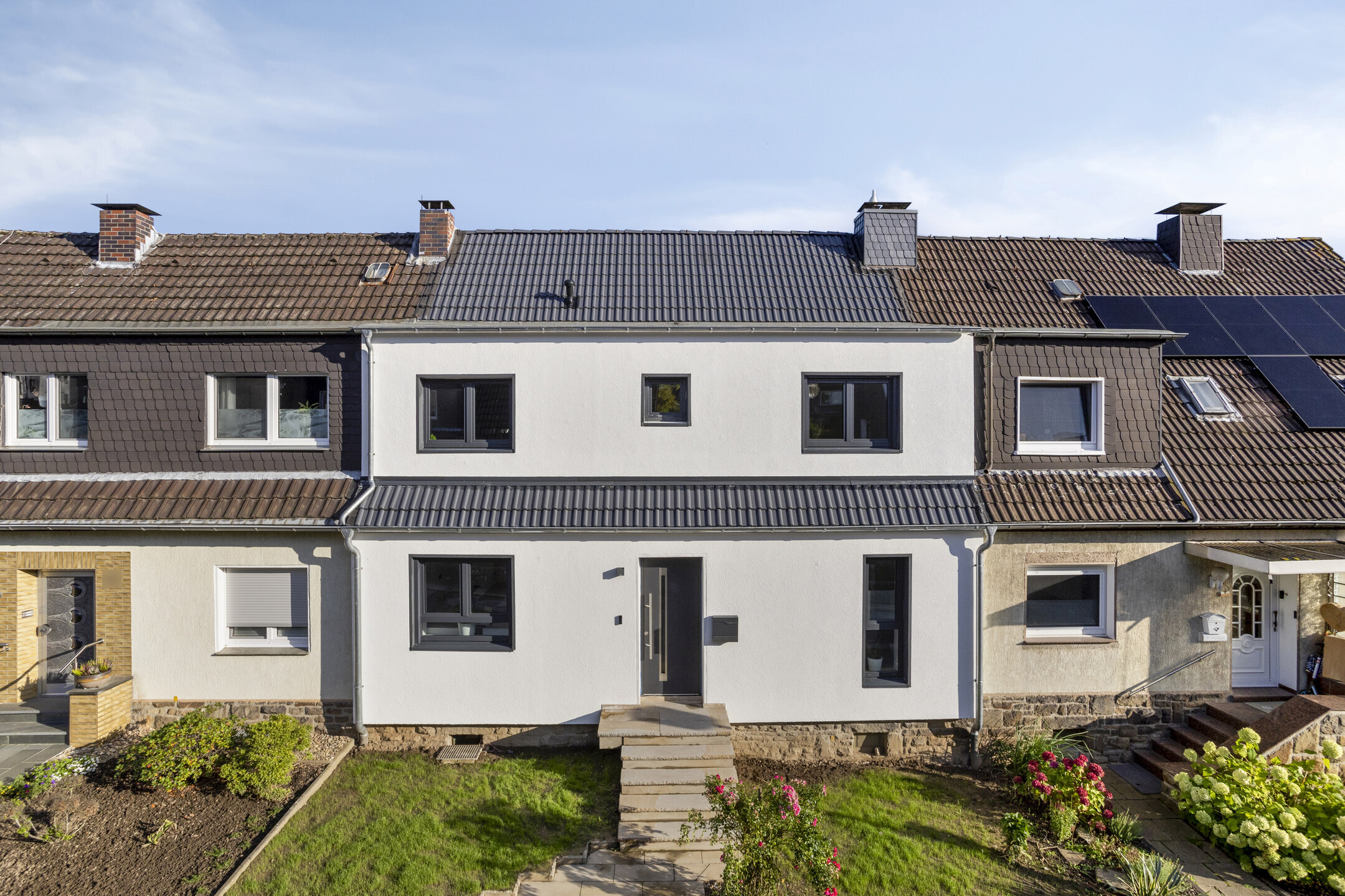 Energetisch kernsaniertes Reihenhaus in Hattingen-Welper! Keine Käuferprovision!