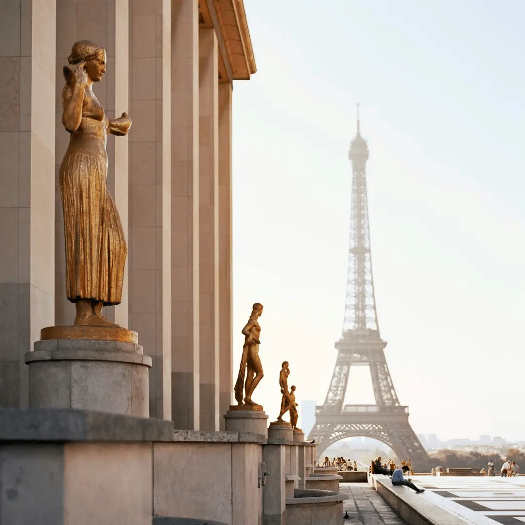 Une vue de la tour Eiffel depuis la place du Trocadéro