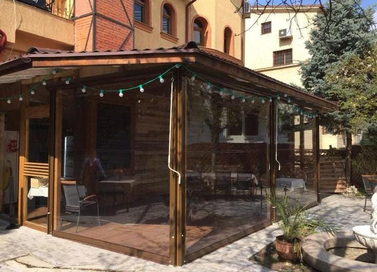 inchidere terase cu folie transparenta
