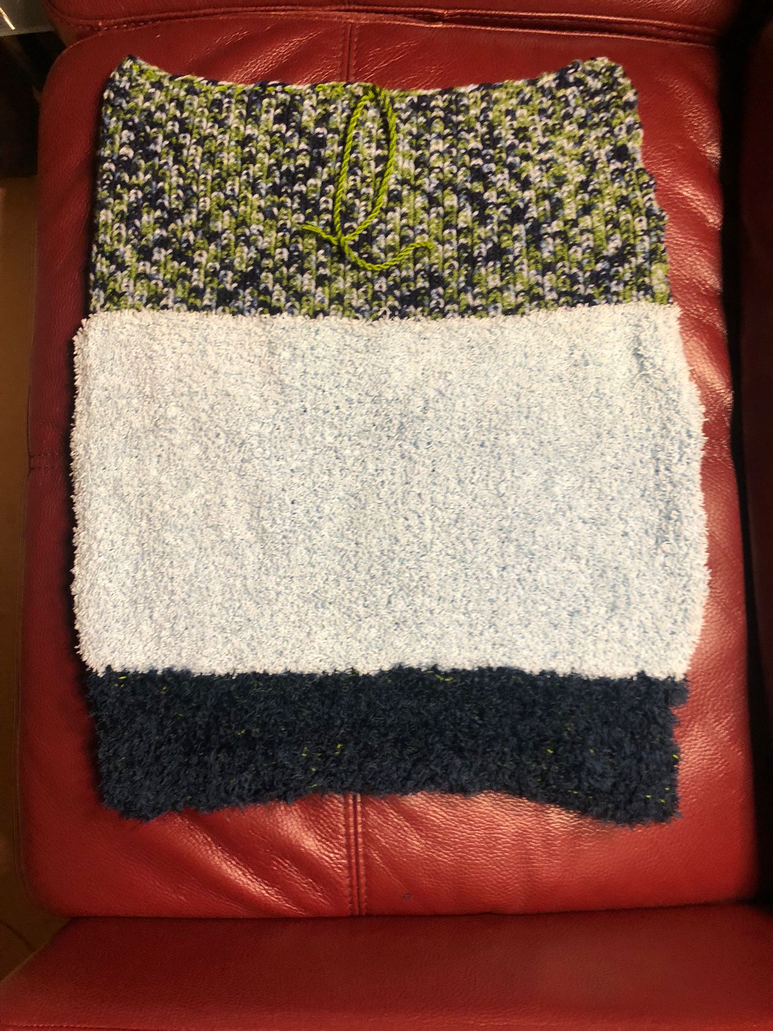 Strickrock blau