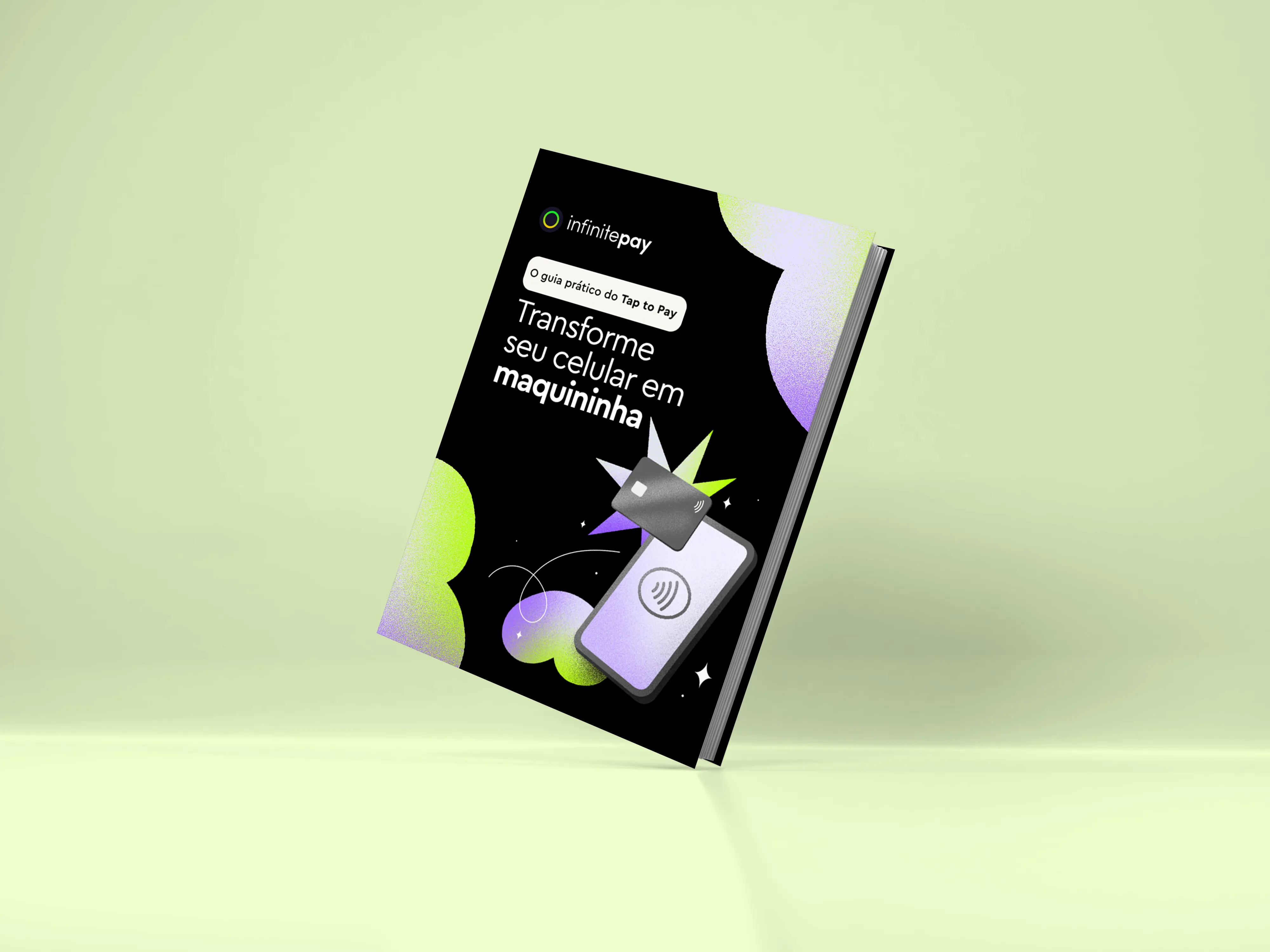 Foto mostra um homem segurando um celular sobre as pernas cruzadas. A tela mostra uma conversa no WhatsApp em que uma pessoa envia um link de pagamento para a outra. A imagem leva o selo da Mastercard de melhor taxa de aprovação