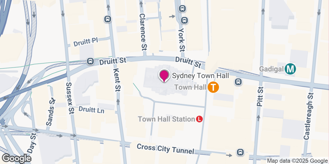 Map showing the location of Sydney Town Hall in the Sydney CBD, bordered by Druitt Street, Kent Street, and Pitt Street. Nearby landmarks include Town Hall Station and the Cross City Tunnel.