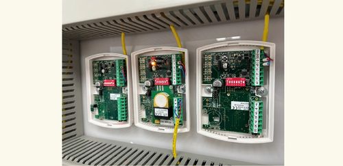 Giám sát và Kiểm soát Nhiệt độ trong BMS: Tối ưu hóa Hiệu suất và An toàn