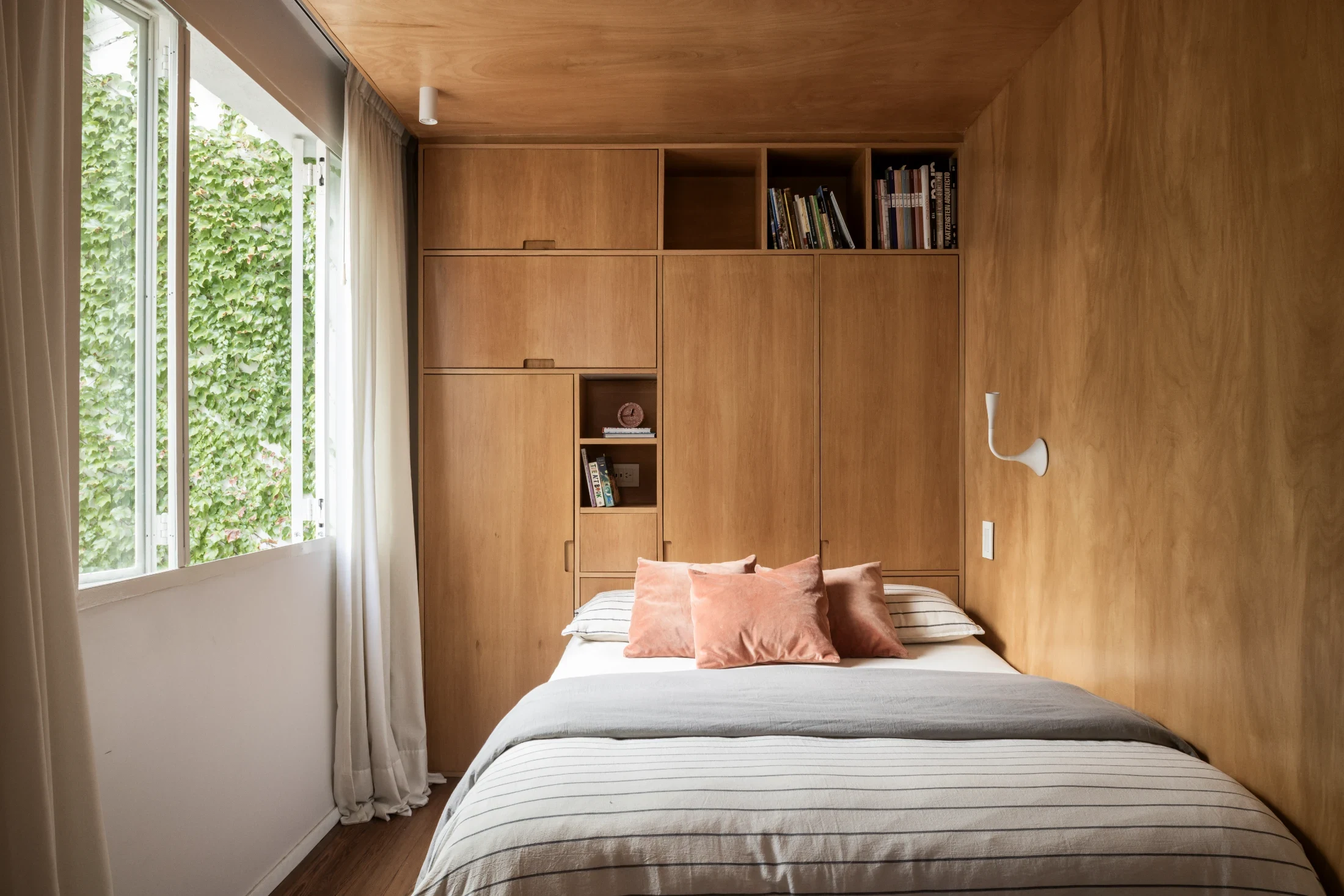 Laura and Juan's bedroom.
