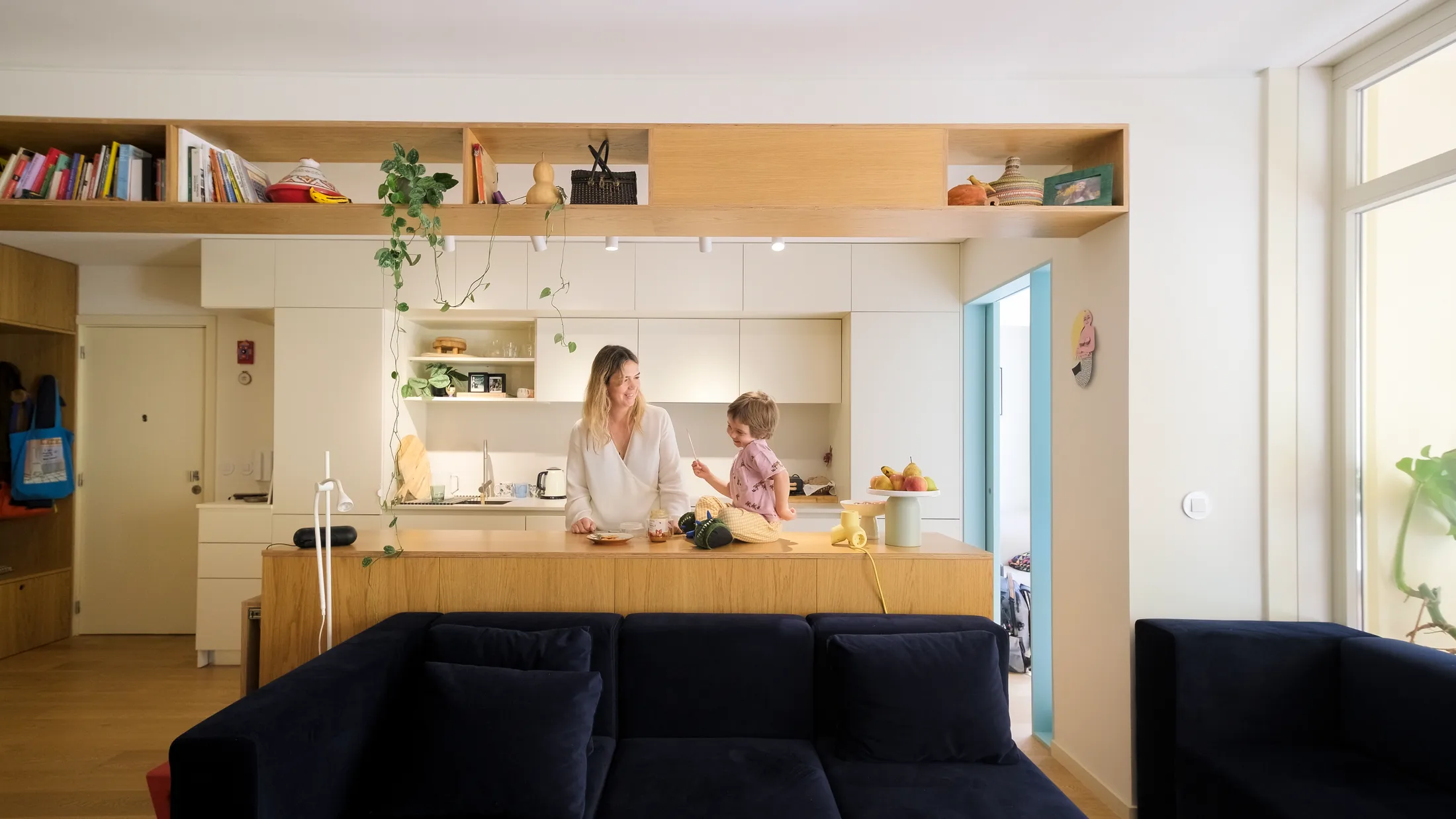 5 Multifunctional Design Details Inside This 60sqm/645sqft Portuguese Home
