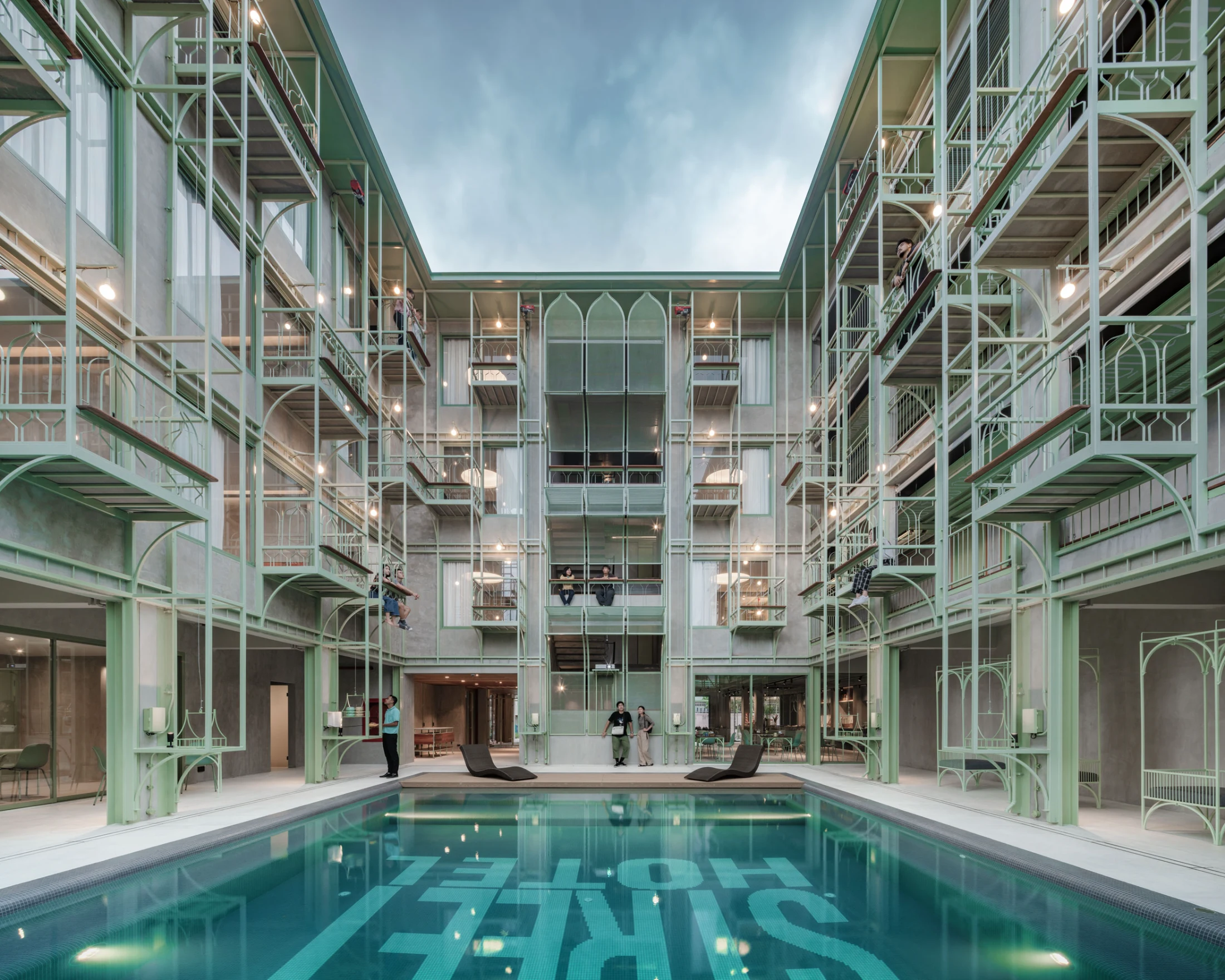 The dramatic transformation of the Samsen Street Hotel inspired by the construction worker scaffolds. Image: W Workspace.