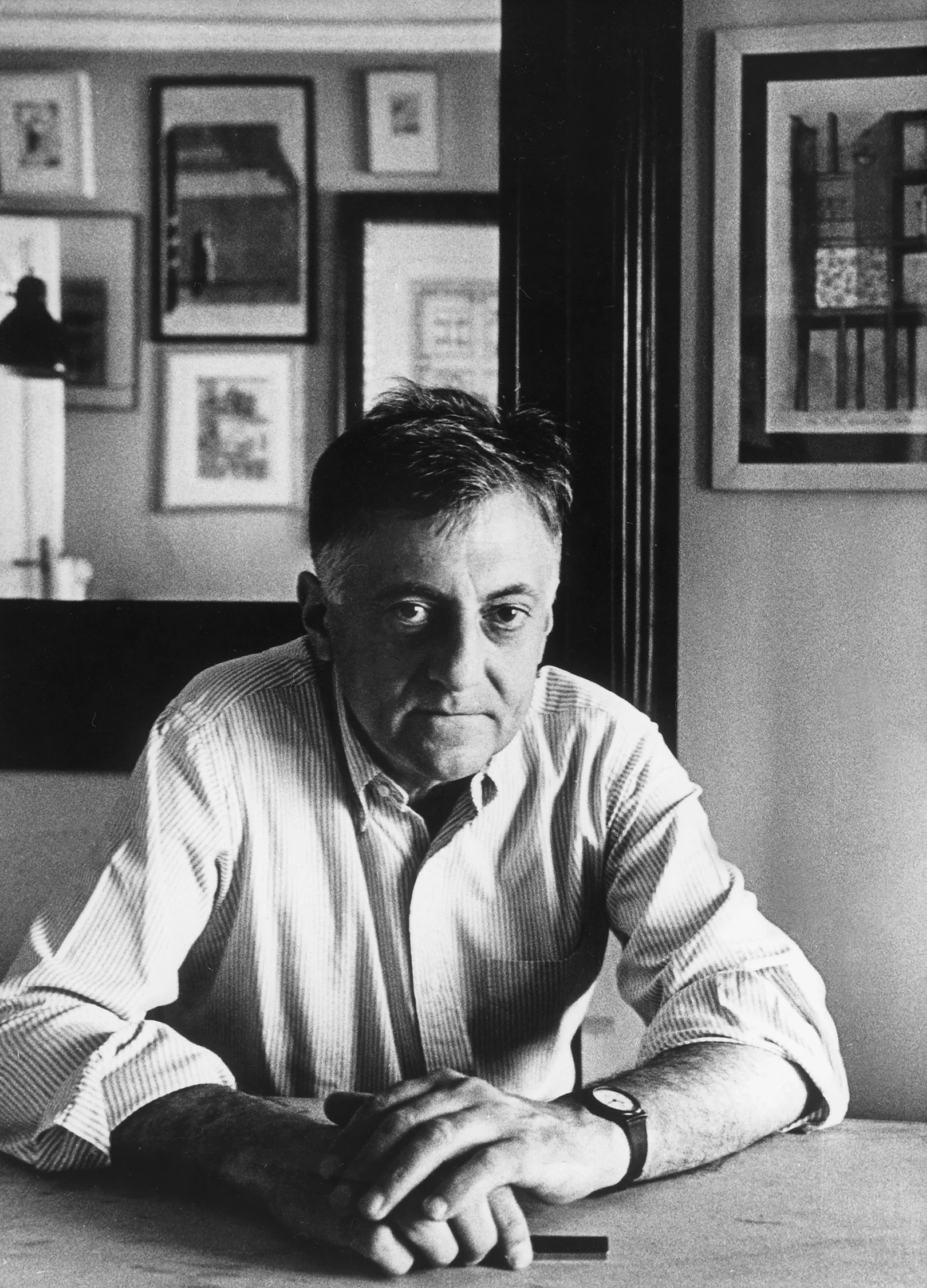 Italian architect, product designer and urban theorist Aldo Rossi. Image: ullstein bild / Getty Images.