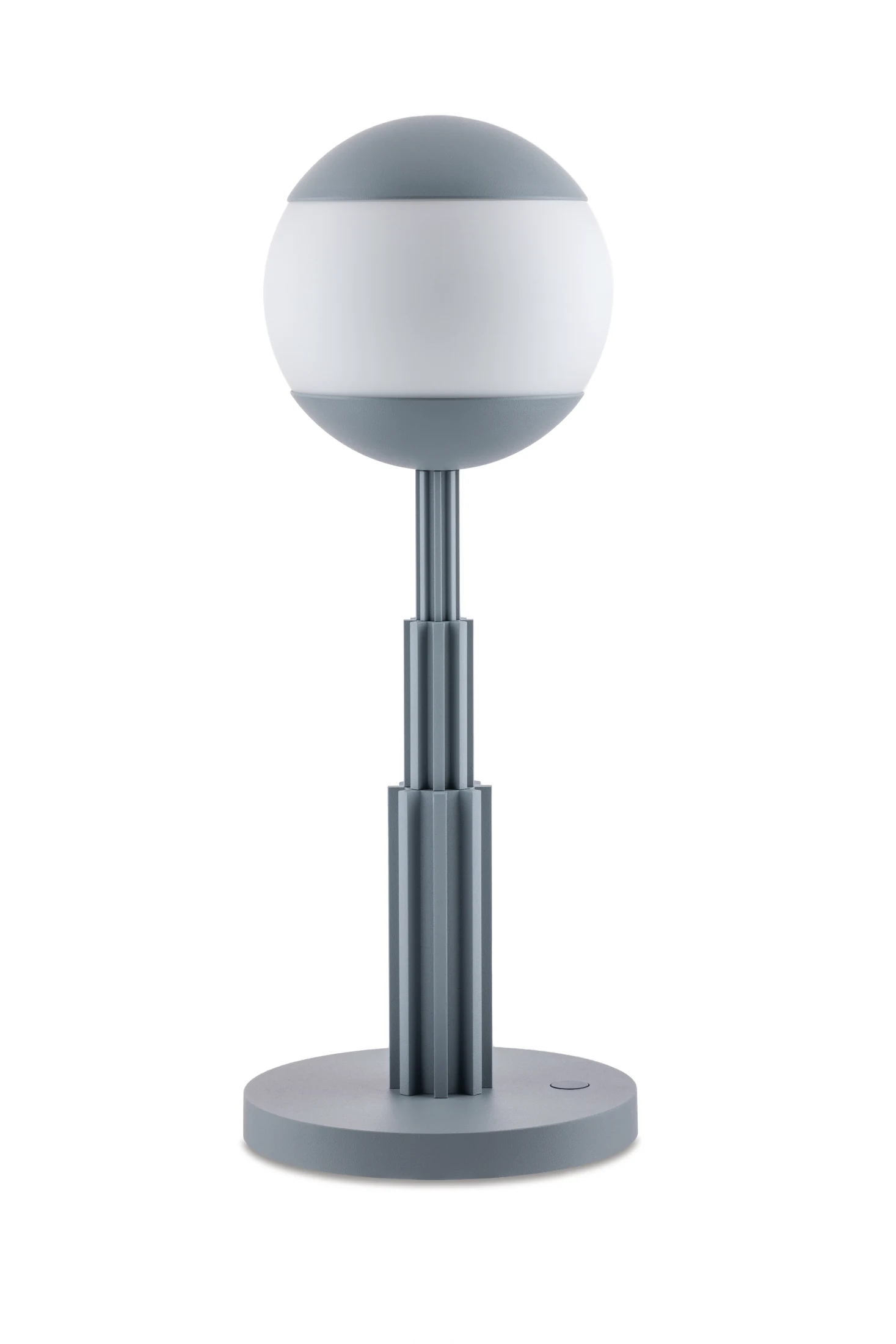 AR04 Table lamp (2003) designed by Aldo Rossi for Alessi. Images courtesy of the Museo Alessi.