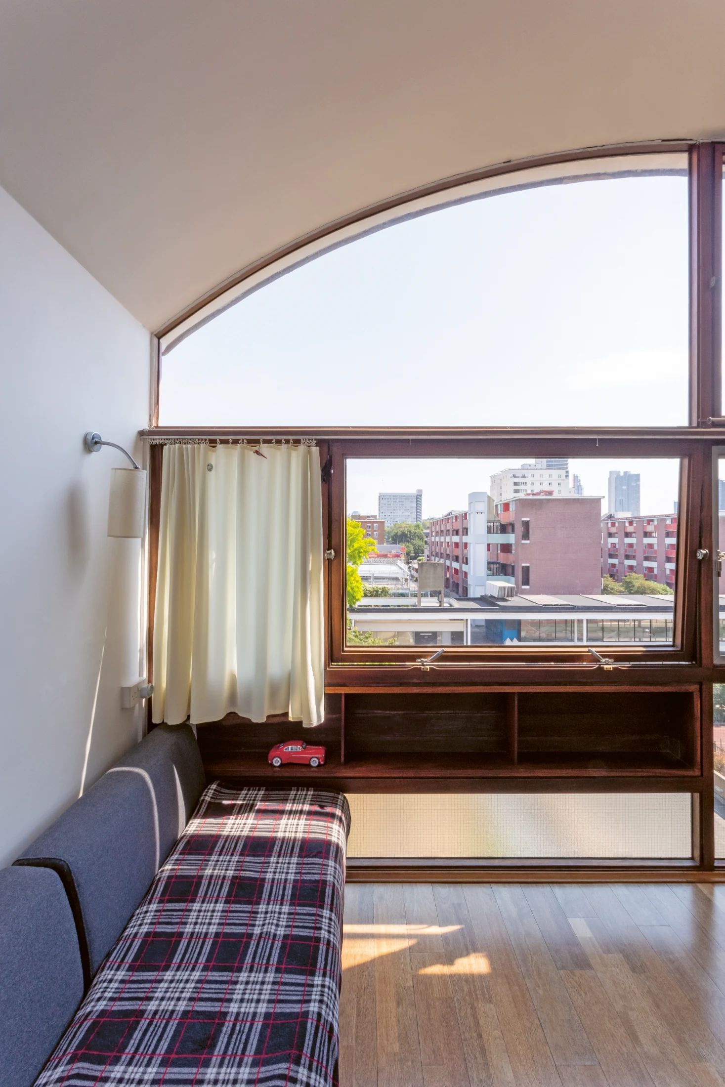 A top-floor flat in Crescent House with its distinctive barrel-vaulted ceilings. All photos: Mary Gaudin and all images courtesy of Stefi Orazi and Batsford. The Barbican Estate by Stefi Orazi and Christoffer Rudquist and Golden Lane Estate: An Urban Villa