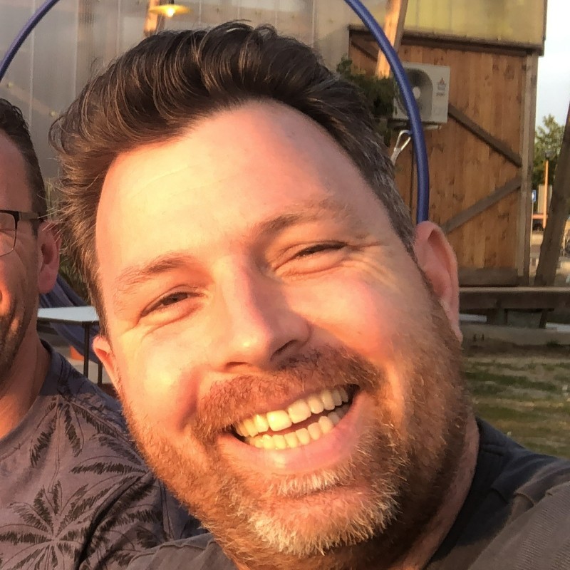 Foto van reviewer van wizzwizz producten 