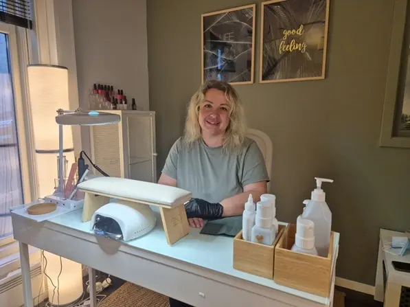 Ukrainske Lena praktiserer på Karma Velvære!