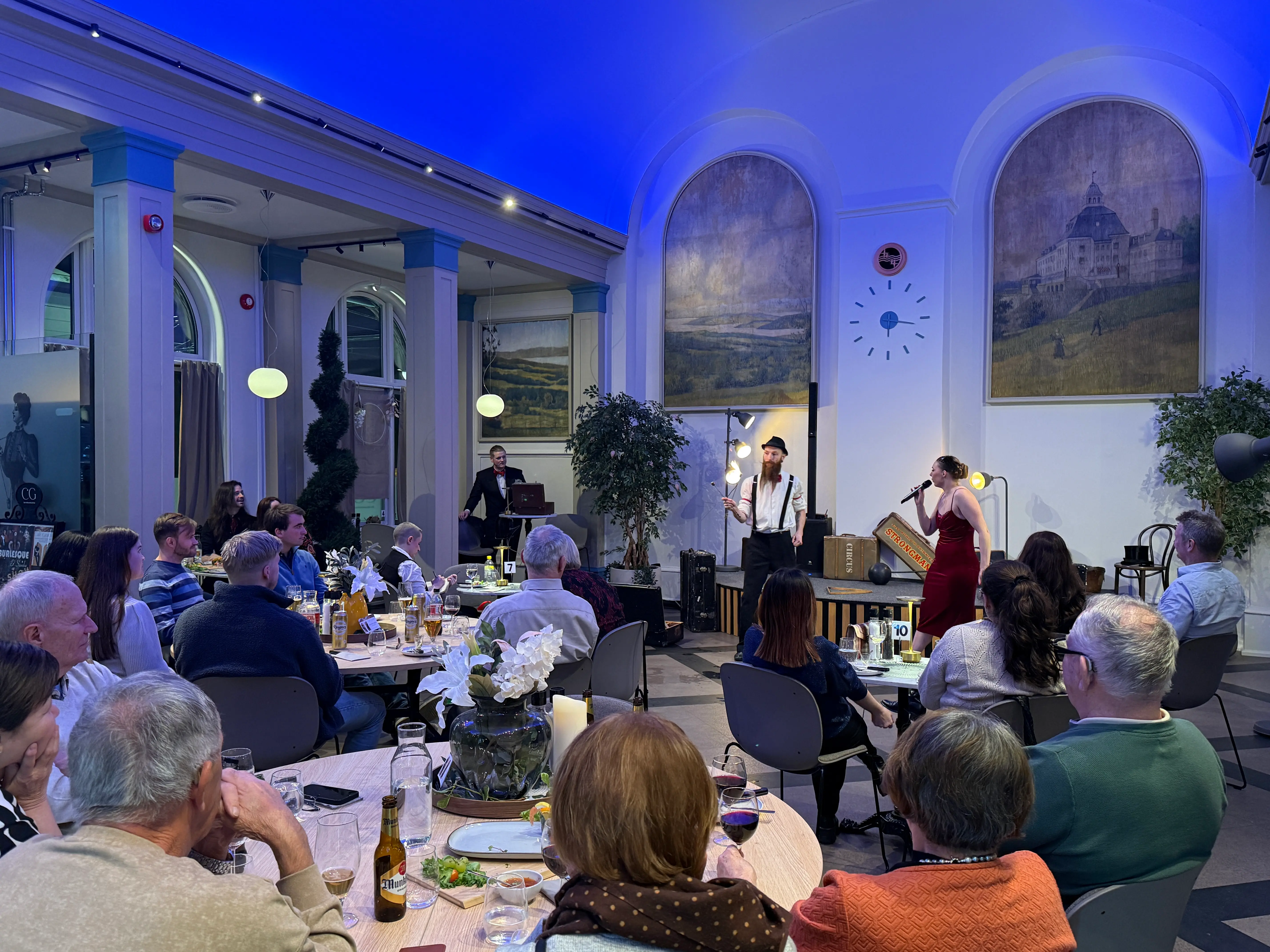 Byens første stopp –