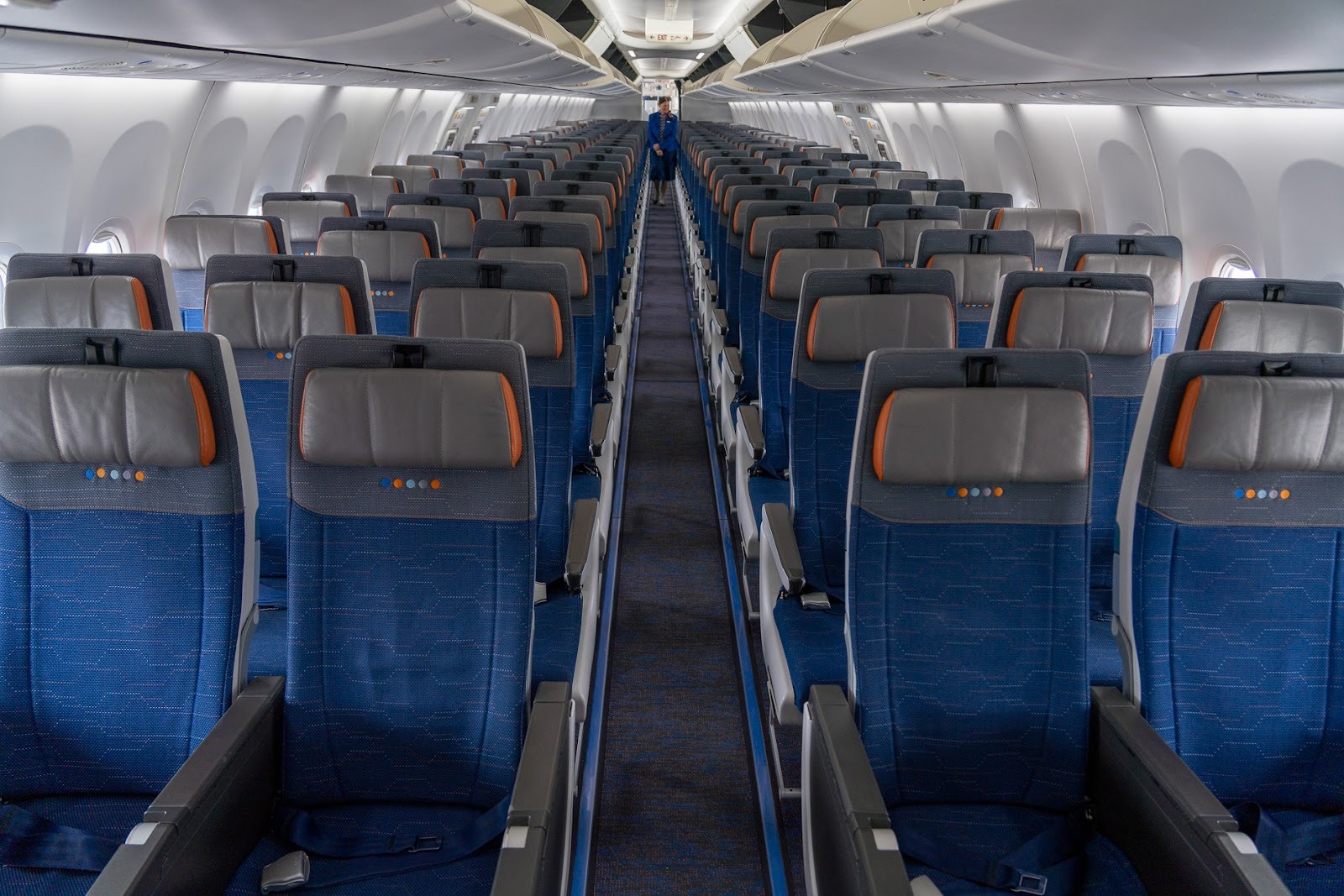 Economy class configured in 3-3 layout. Photo: Lorenzo Giacobbo/ Airways