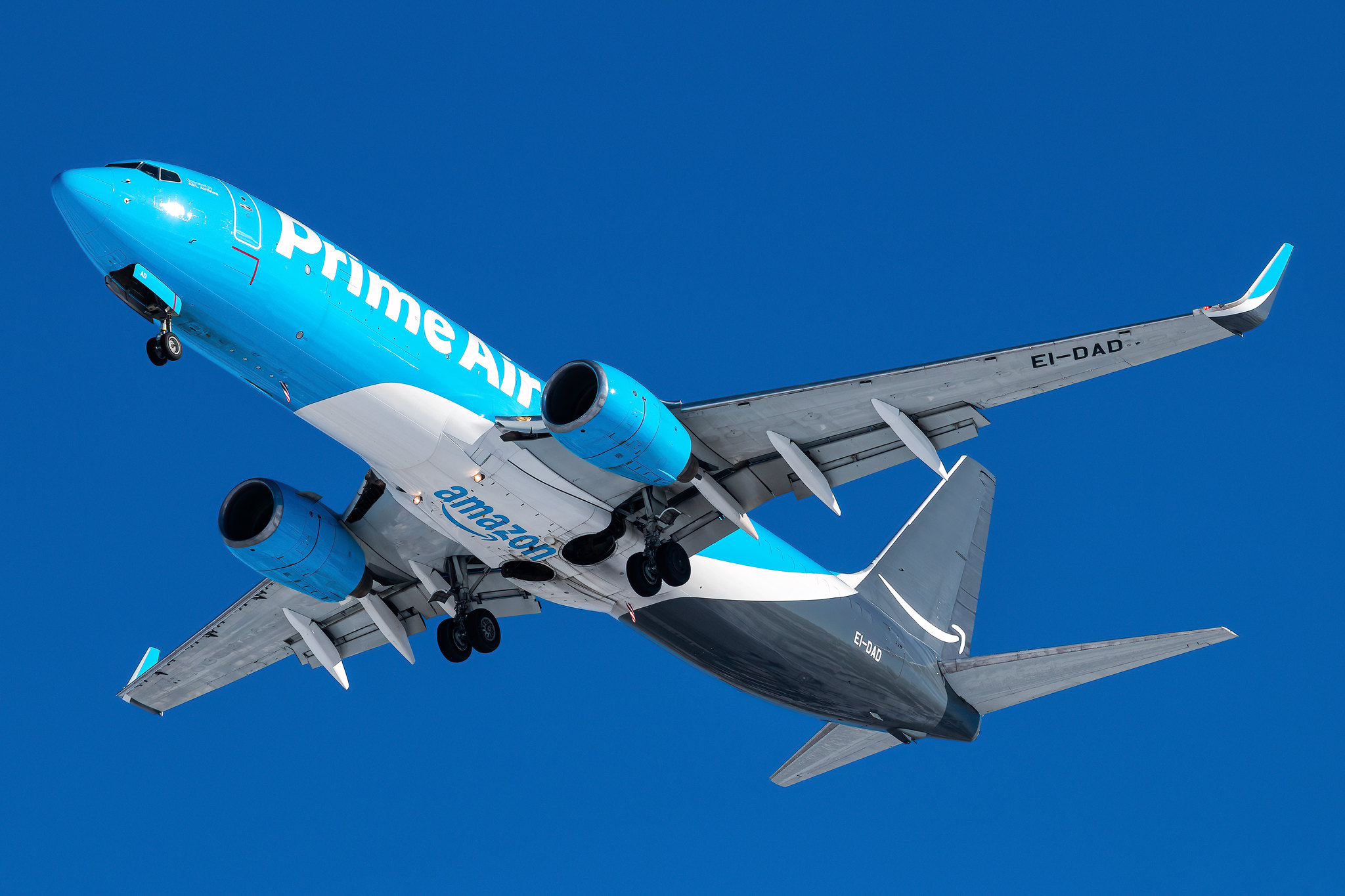 Who Actually Operates an Amazon Air Airplane?