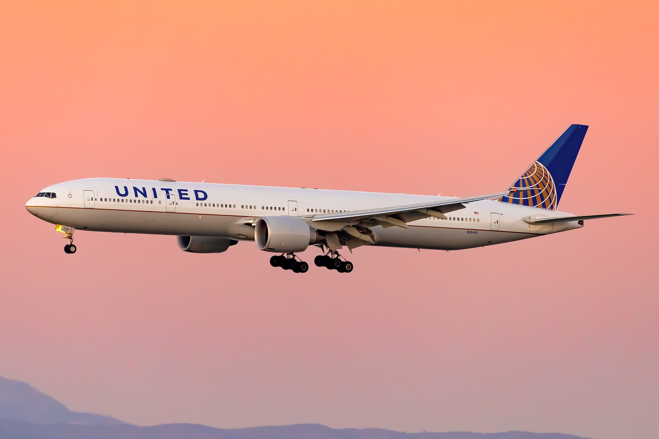United Airlines Opens 22-Gate Houston Terminal B Concourse