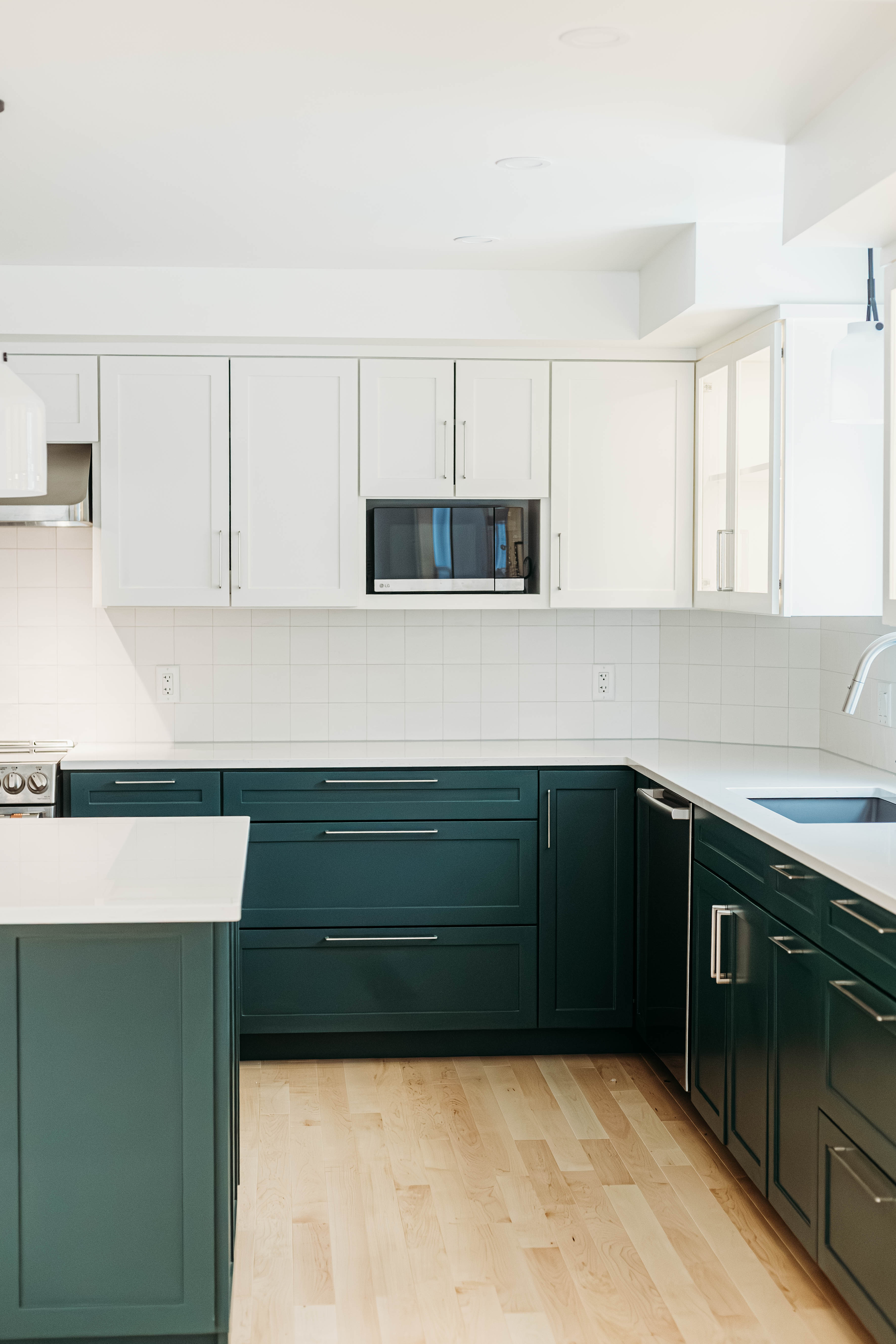 Custom Kitchen - Sophia Street, St. Andrews, New Brunswick - Rotalon Custom Homes