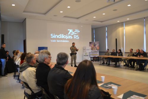 Café.com teve como tema a segurança pública