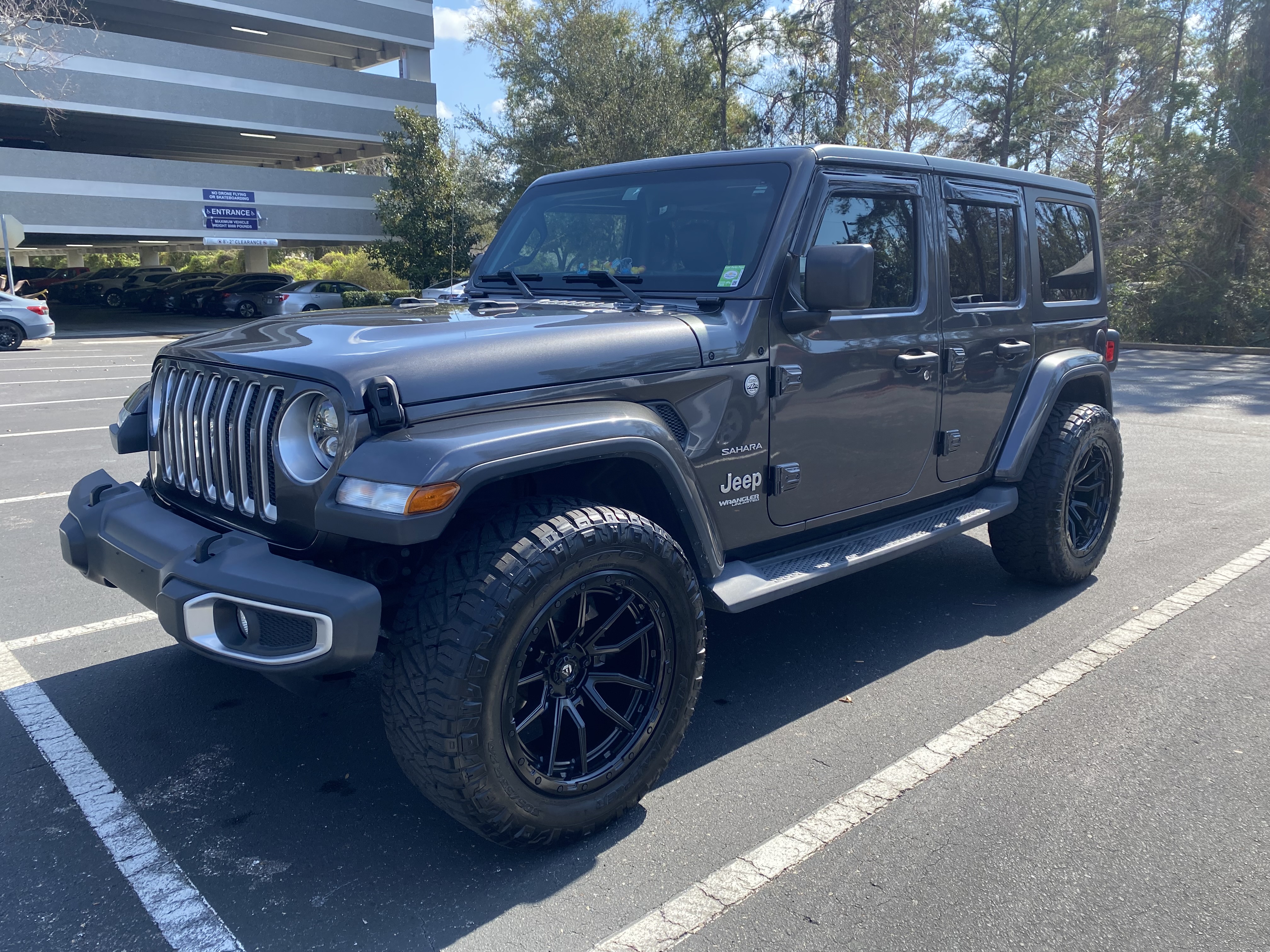 Paint Correction on Jeep
