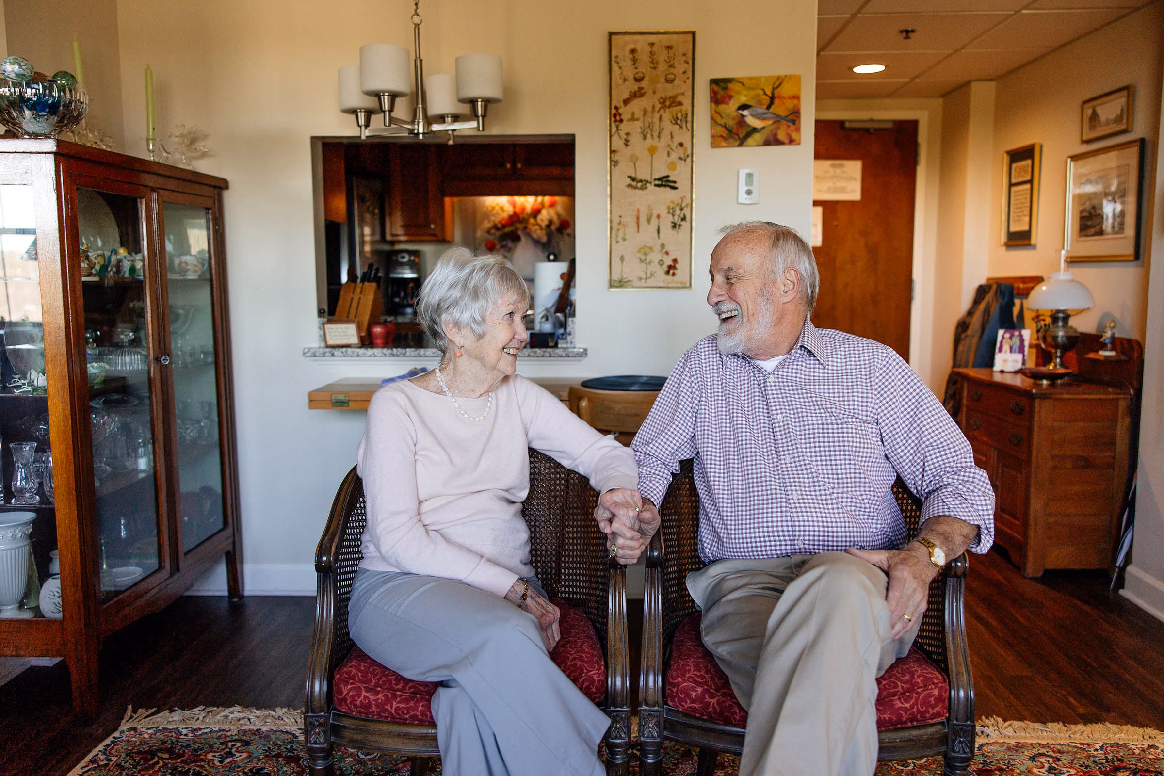 How to Choose the Right Senior Living Community for Your Loved One