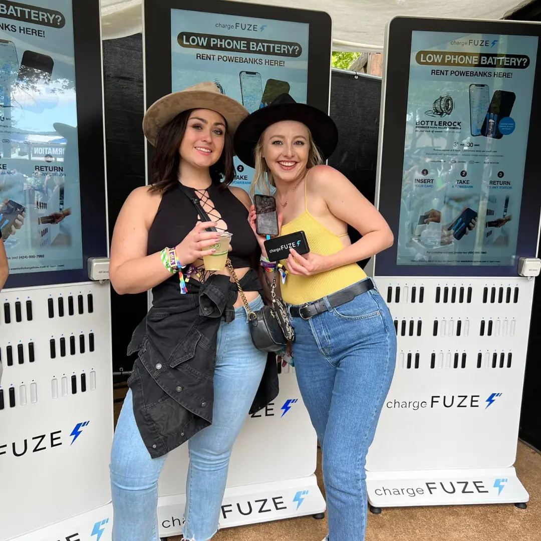 Sports Venue Phone Charging Kiosks: Boost Fan Engagement & Satisfaction