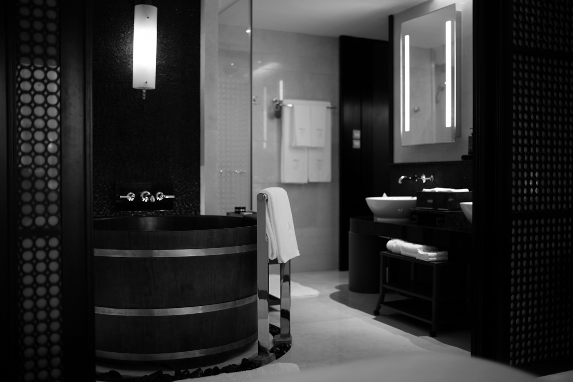 Banyan Tree Macau Suite bathroom