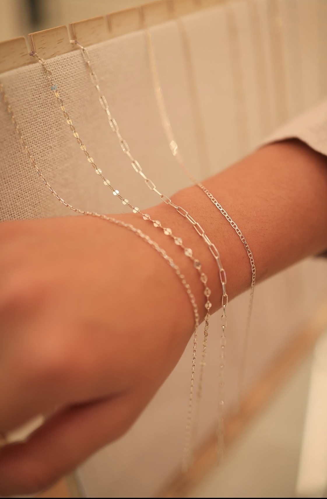 Permanent jewelry chains