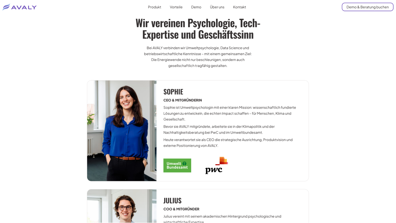 Landingpage Abschnitt von Avaly mit CEO Sophie im blauen Shirt, lächelnd in einem Innenraum, mit Text zu ihrer Expertise in Umweltpsychologie und ihren Rollen im Unternehmen sowie Logos von Umwelt Bundesamt und PwC.