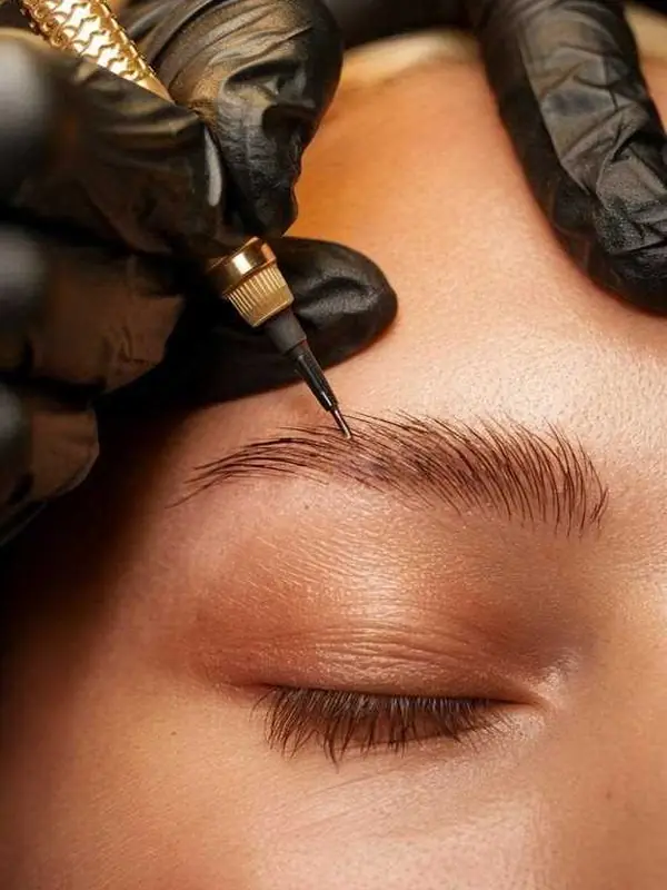 Semi-permanent makeup artists