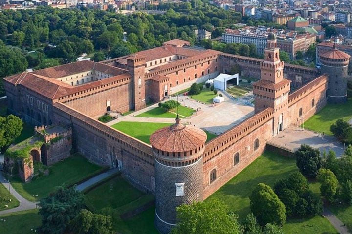 Castello des Sforza Milan