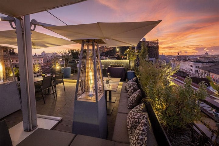 U-Visionary Roma Hotel 