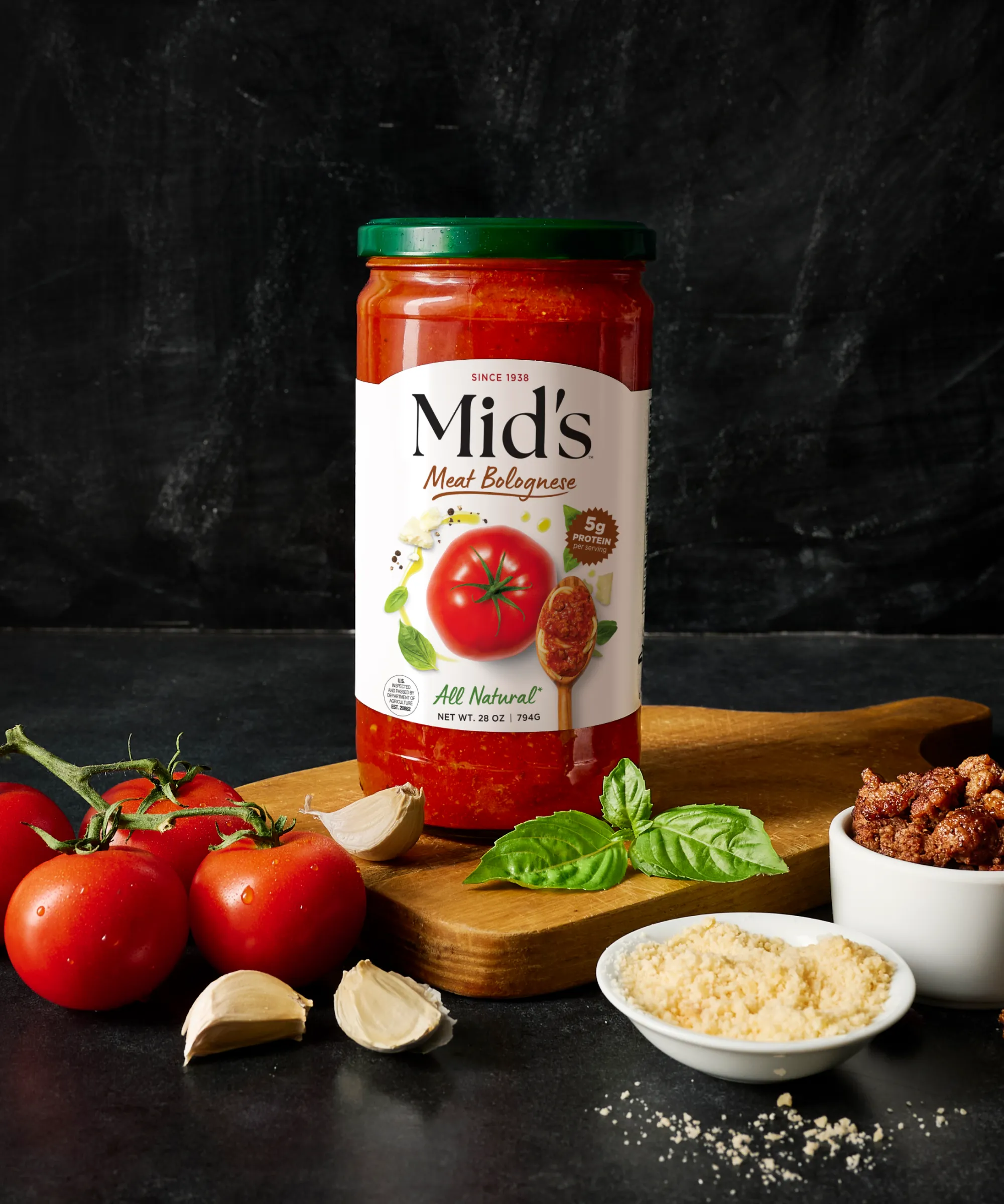 Mid's Meat Bolognese Sauce with Ingredients