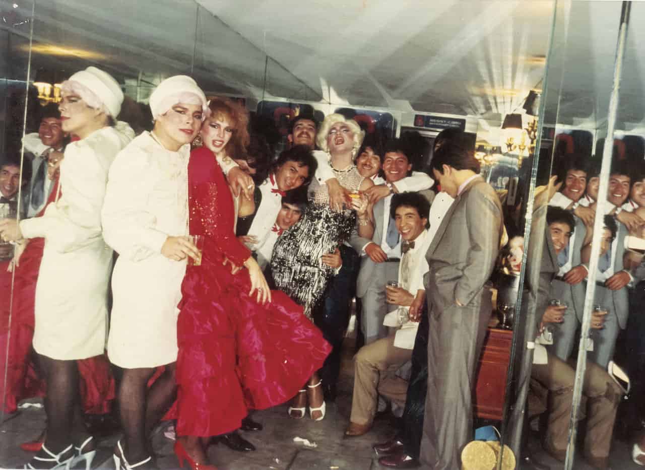 Morir todas las noches Vite como Marilyn Monroe festeja en el backstage de El Nueve