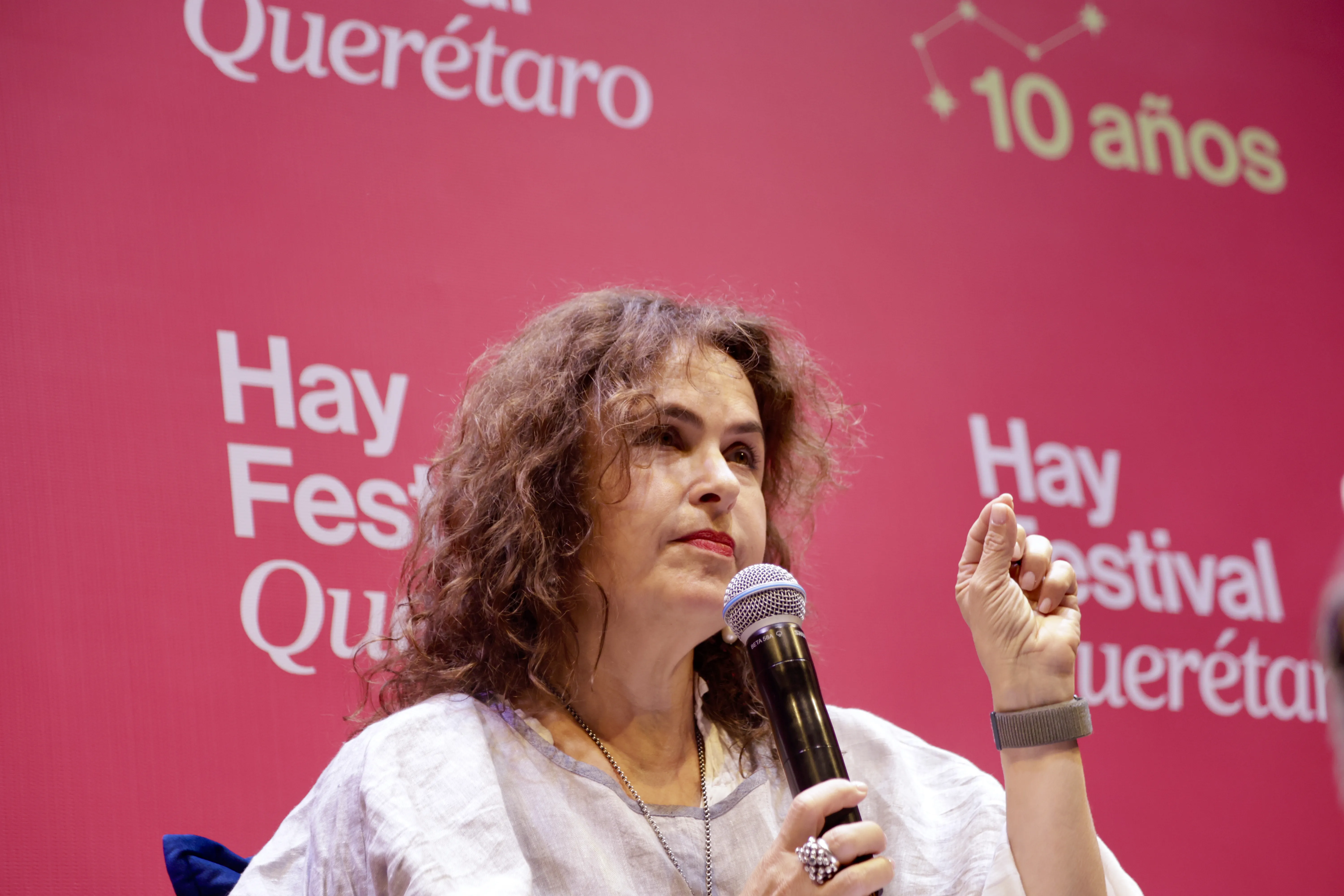 La novelista británico-palestina, durante su participación en el Hay Festival Querétaro. Foto: Laura Panqueva