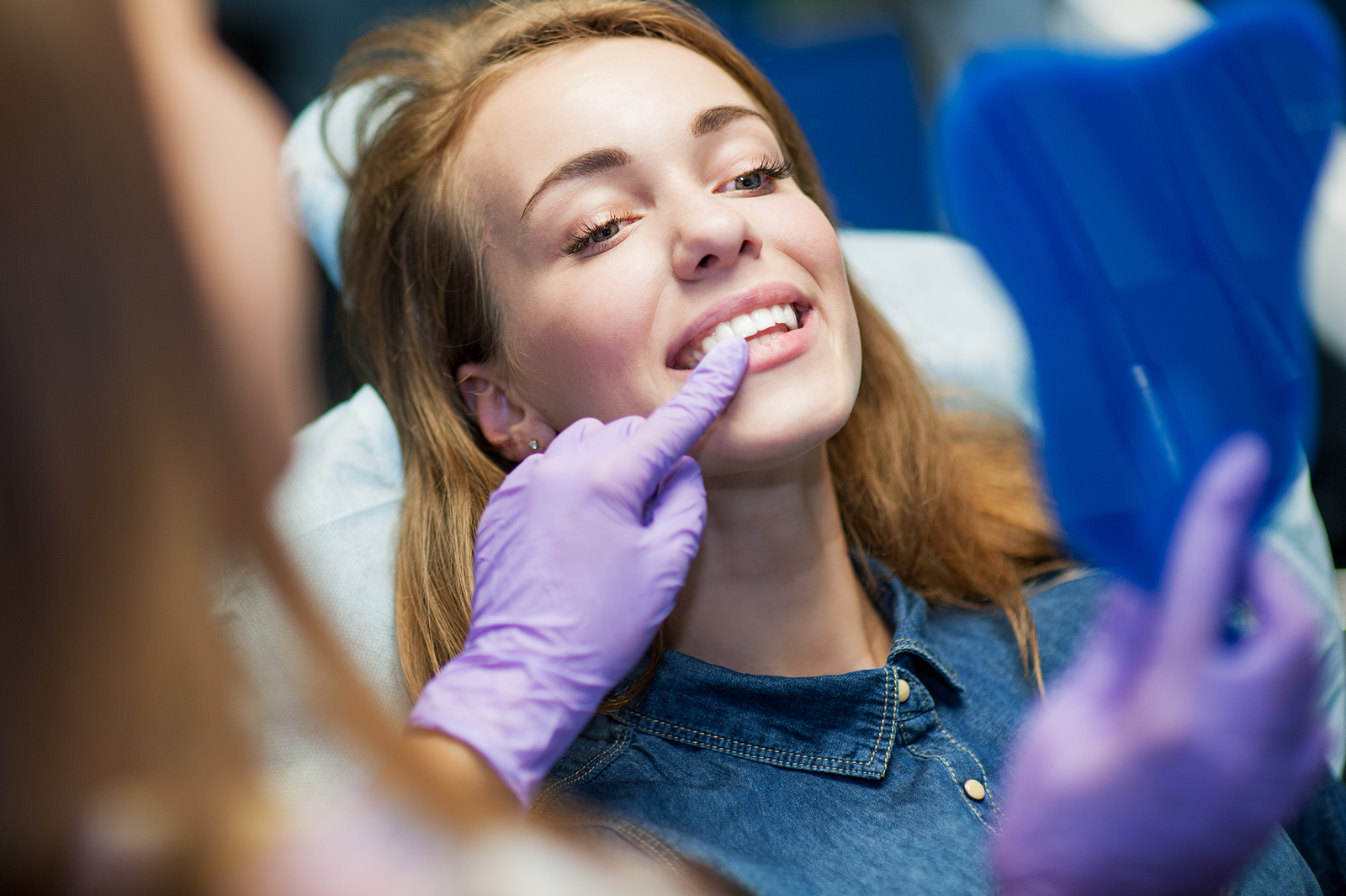 Broches, Invisalign et appareils de rétention : 5 réflexes à retrouver à la rentrée