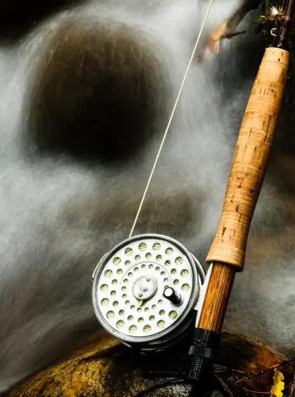 guided fly fishing trip with experienced fishing guides