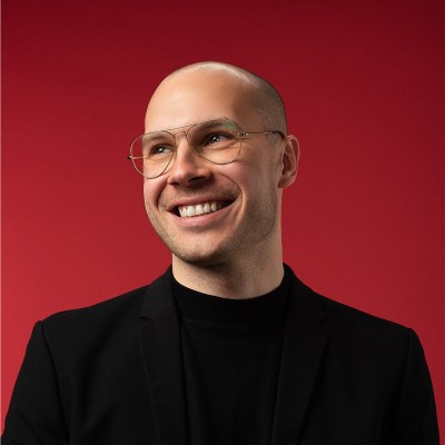 Portrait of a testimonial client