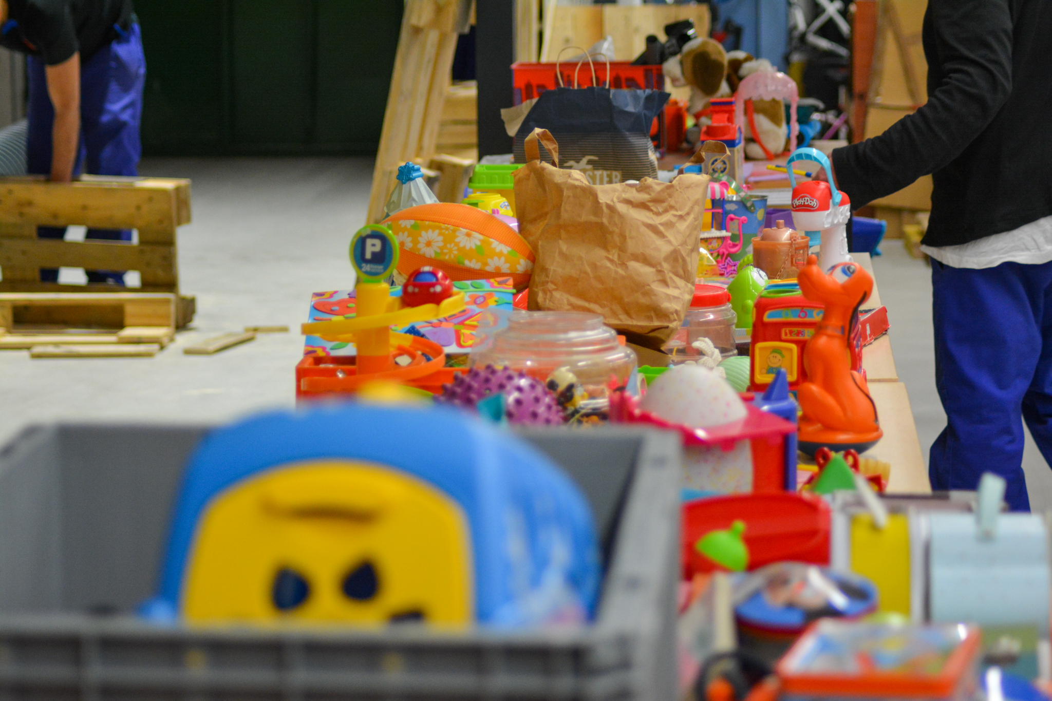 Atelier Yoti de reconditionnement de jouets à Bois-d’Arcy, en prison, au service du réemploi et de l’économie circulaire.