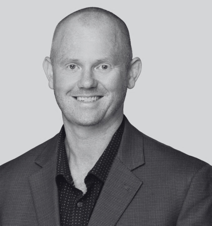 Headshot of Travis Barlow.