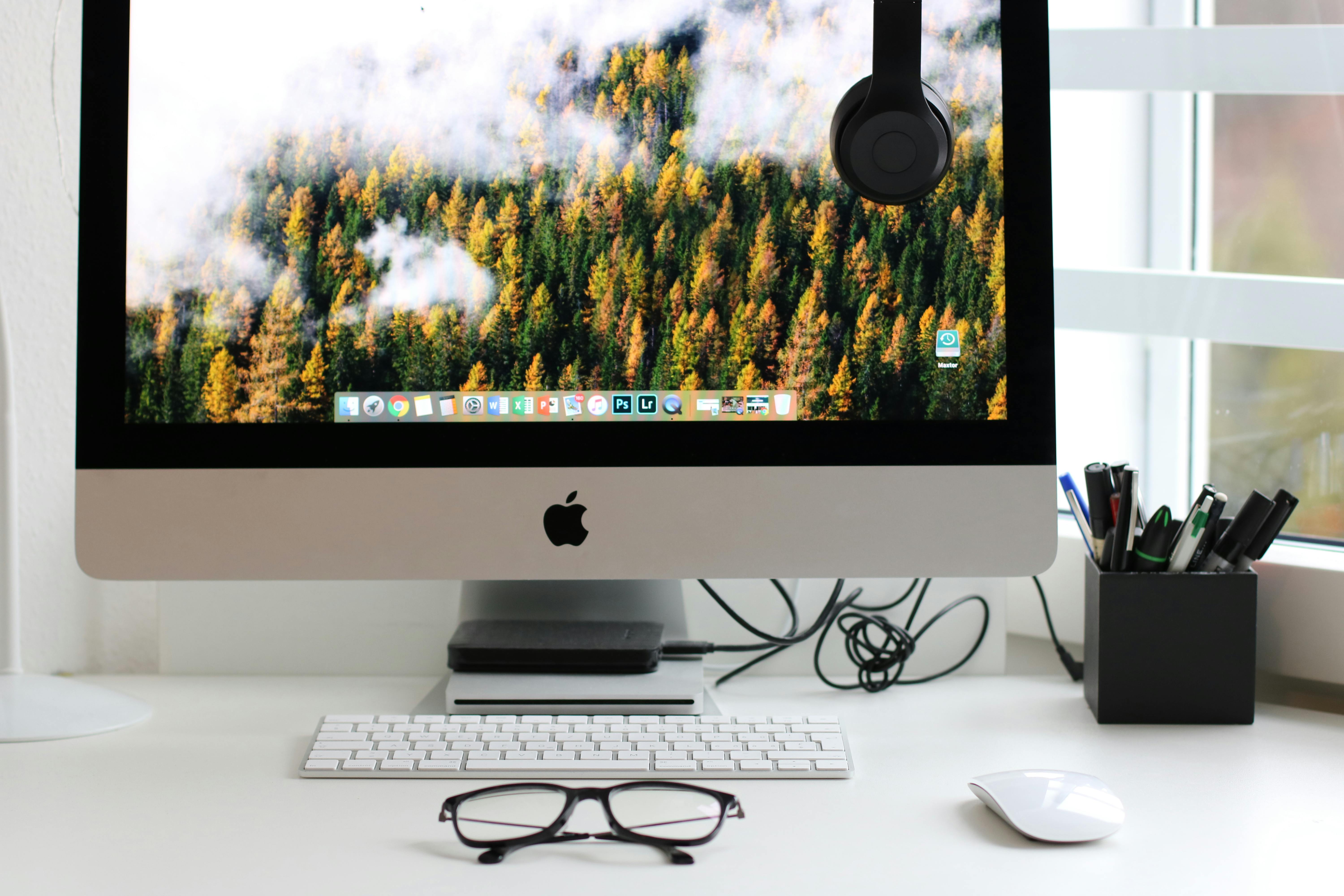 Your Space, Your Rules: 10 Ways to Customise Your Desktop Like a Pro