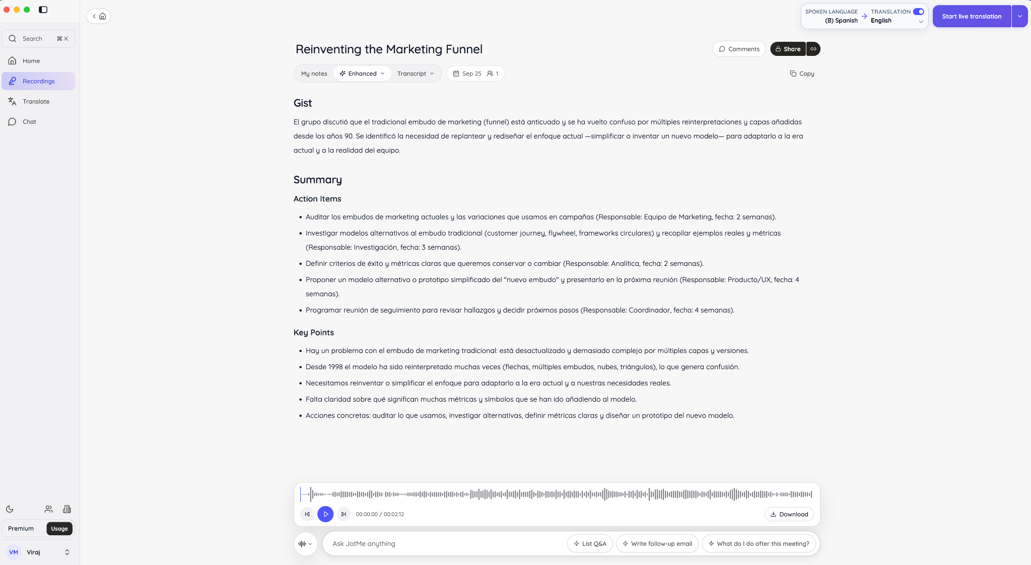JotMe AI meeting notes in Spanish, organized into a gist, action items, and key points.