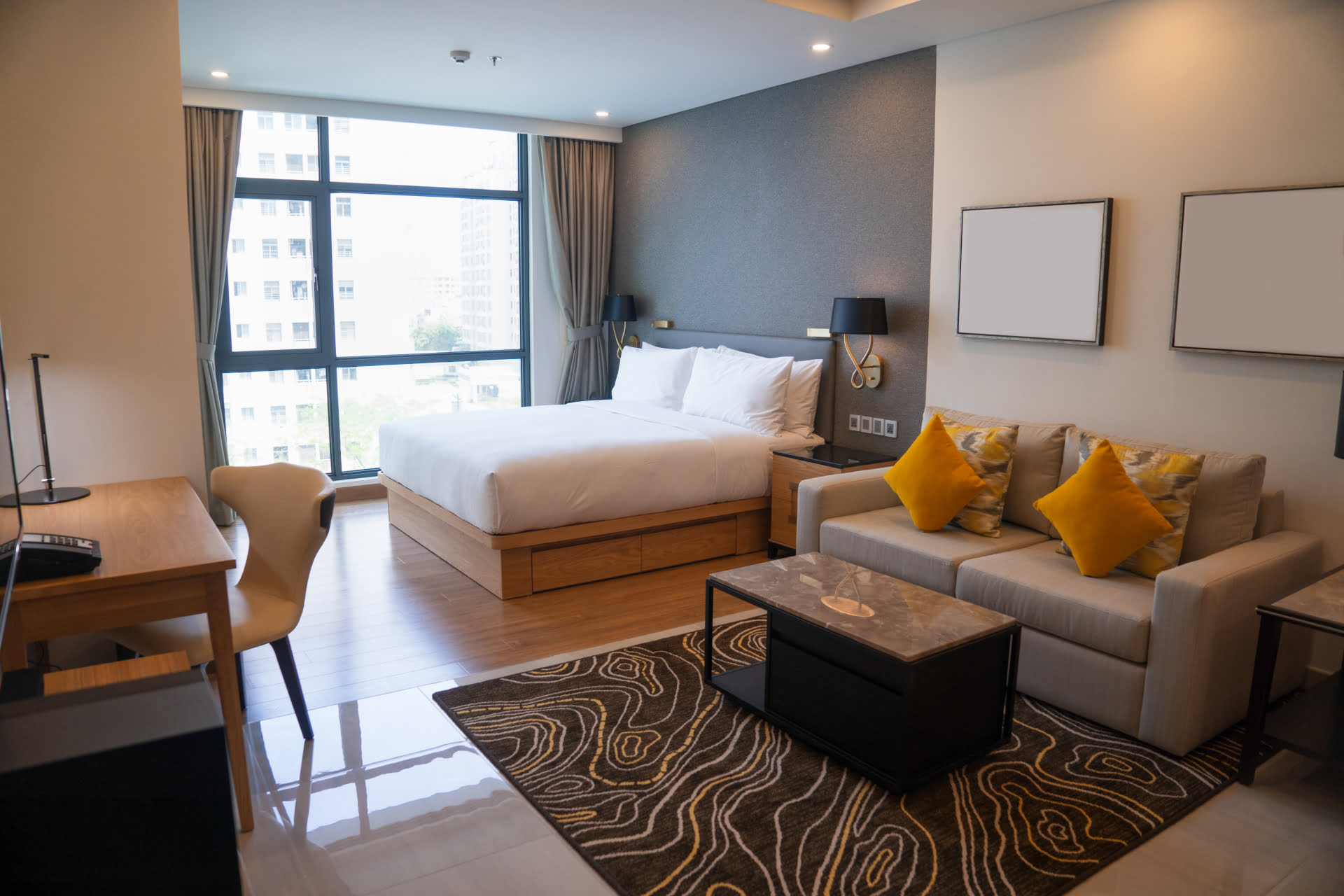 Room Img