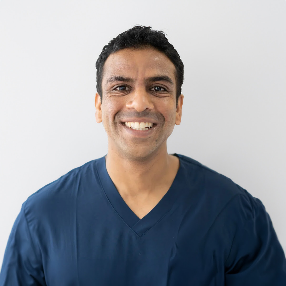 Specialist endodontist Chetan Morjaria at Foxley Lane Dental providing root canal treatment for patients in Purley, Croydon and South London.