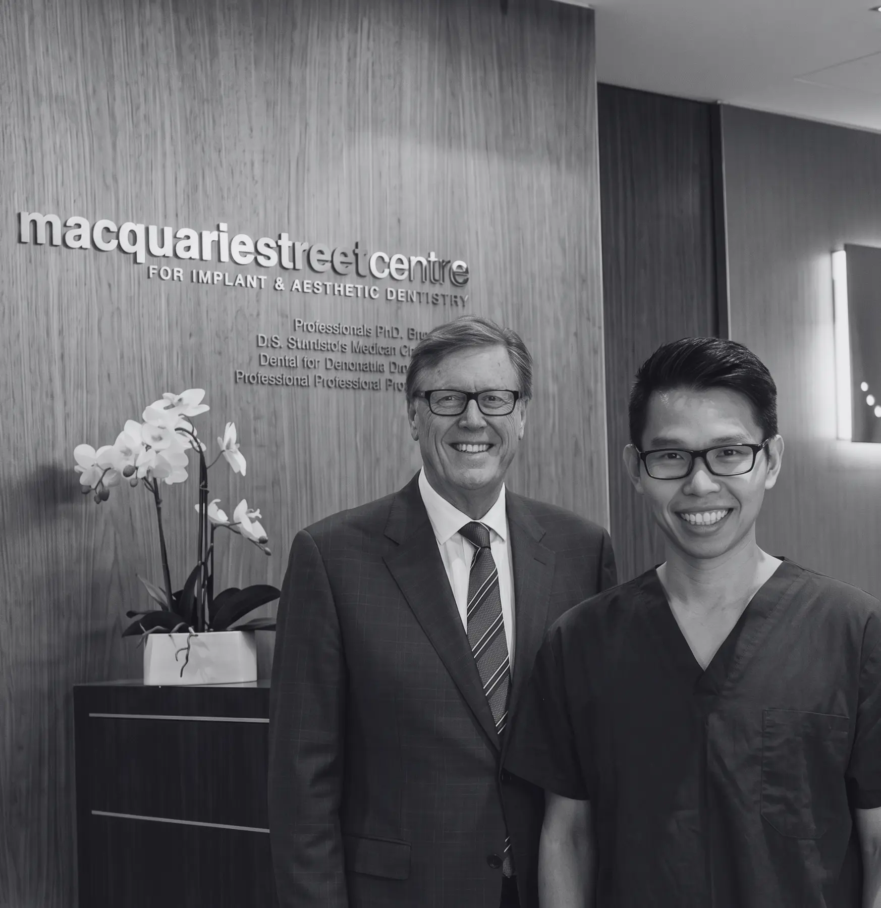 Dr Dunn has more than two decades of aesthetic and implant dentistry experience.