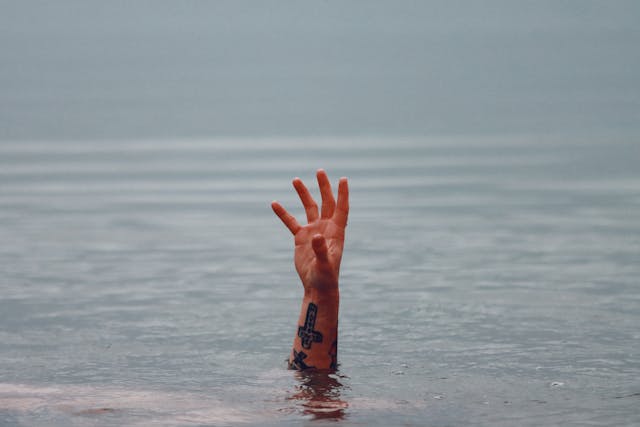 6 Reasons Autistic People Are at Greater Risk of Suicide