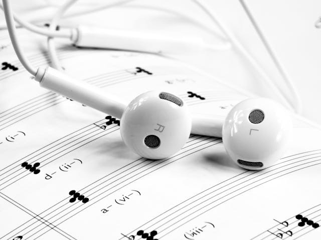 5 Benefits of Music Therapy for Autism