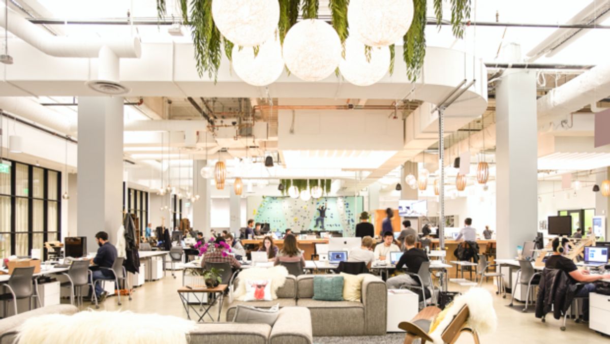 Integrating AI Helpdesks into the Employee Support Ecosystem