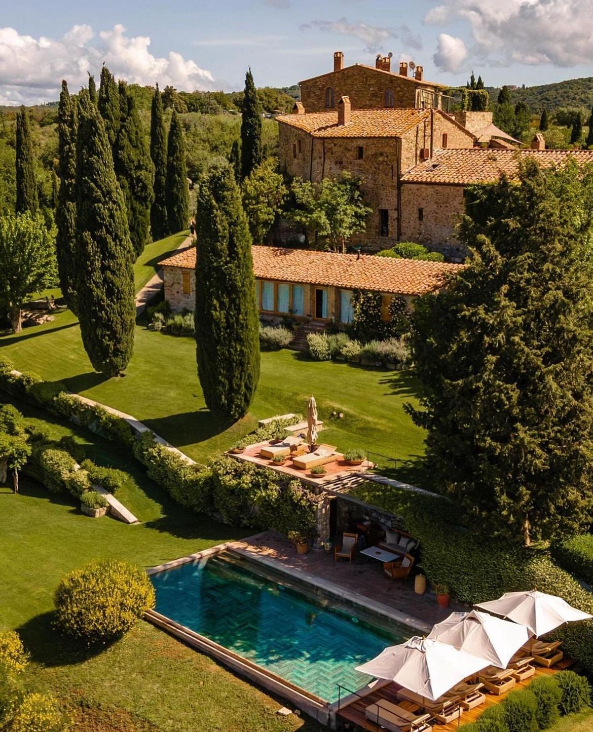 Your private villa, your wellness retreat
