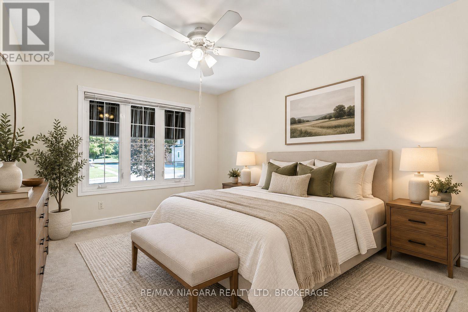 5671 Highland Avenue, Niagara Falls: Second bedroom