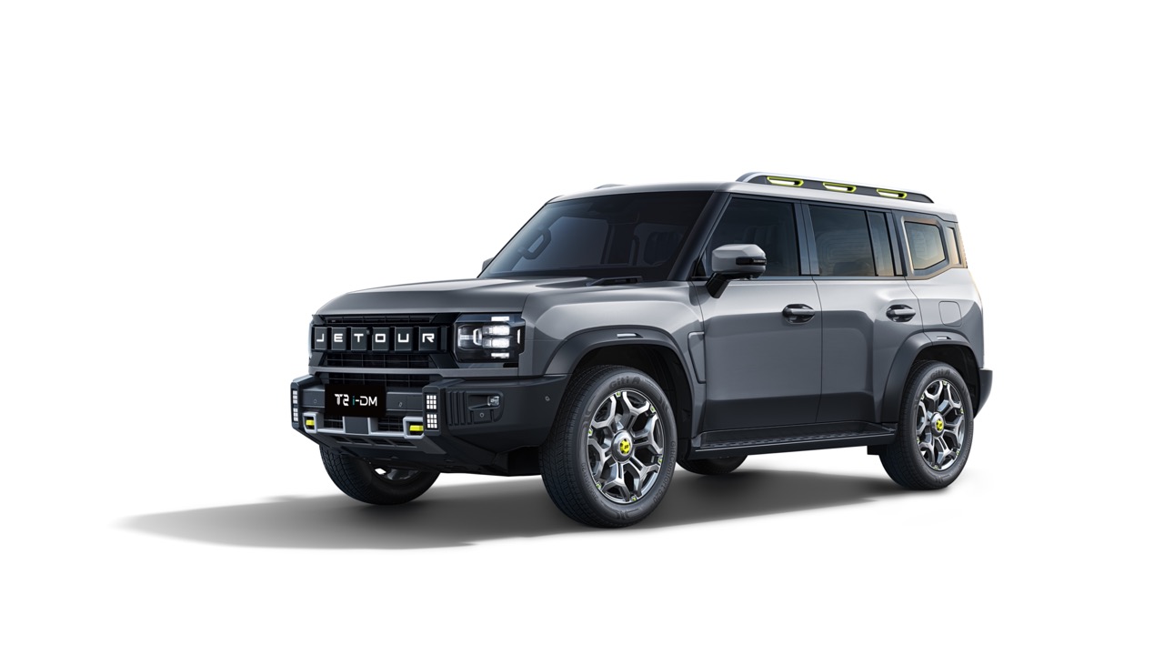 Jetour T2 in colour Sliver